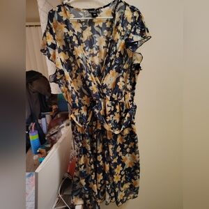 Multicolored dress brand is Alexa b size 18